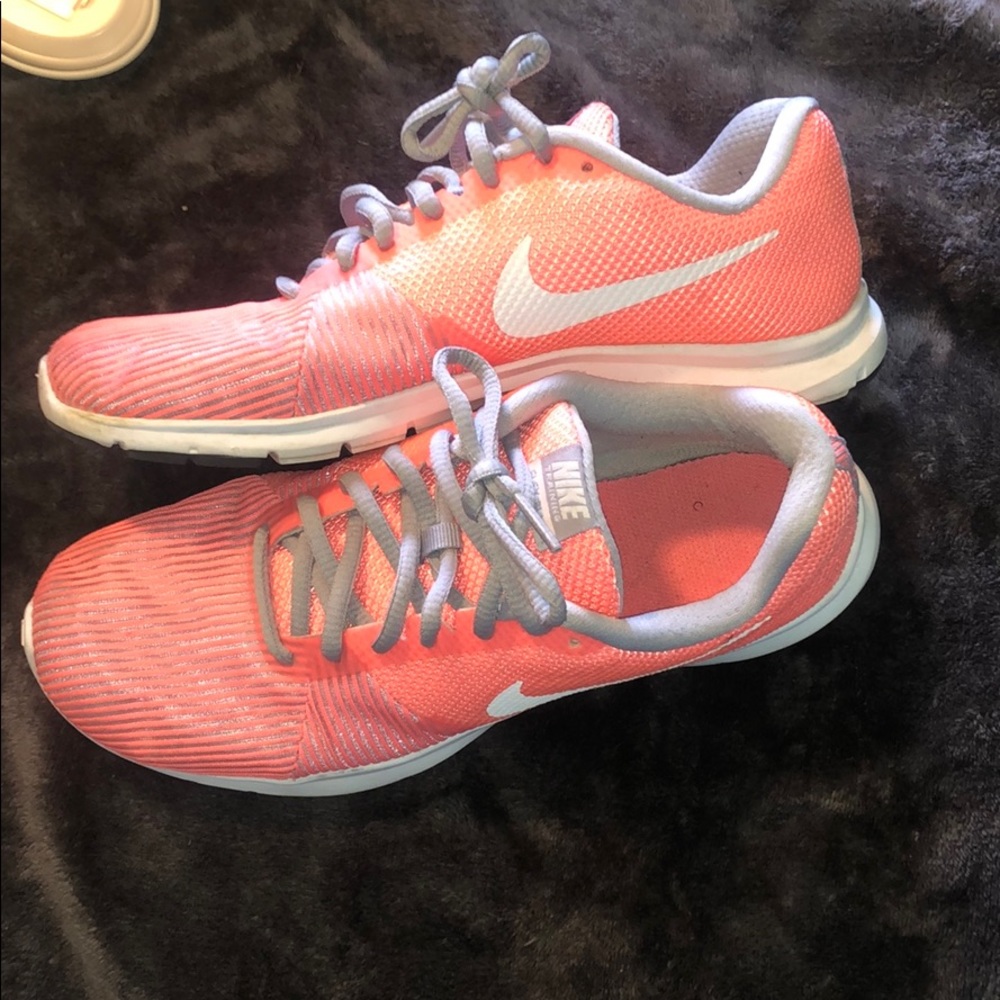 Nike shoes